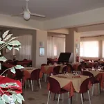 Hotel South Paradise 3*