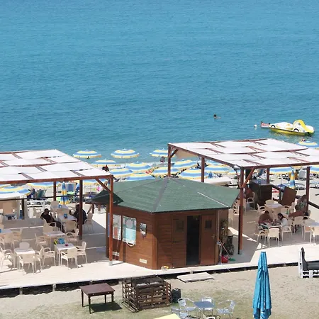 South Paradise