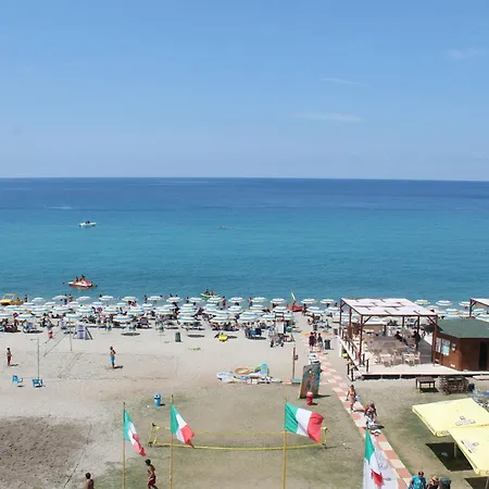 South Paradise 호텔 3*