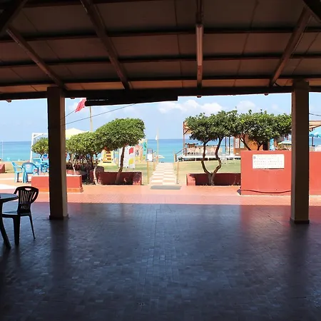 South Paradise 호텔 3*