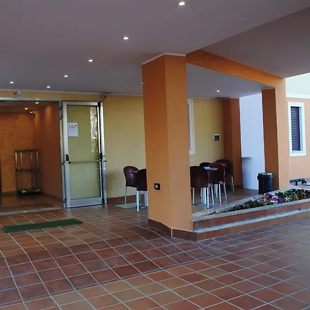 South Paradise 호텔 팔미